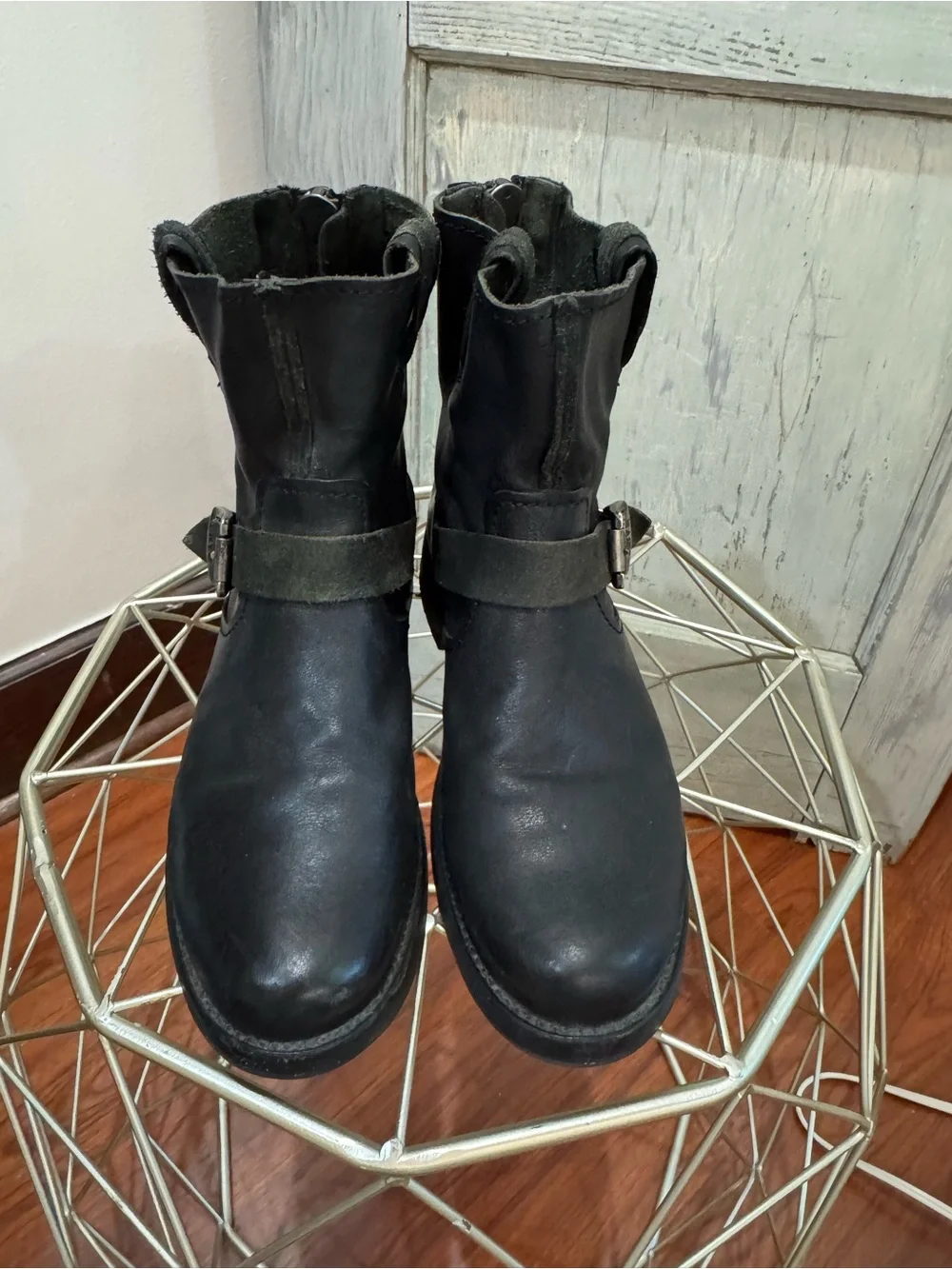 FRYE Women's Ankle Boots Vicky Artisan Back-Zip Size 9 Black Shoes
